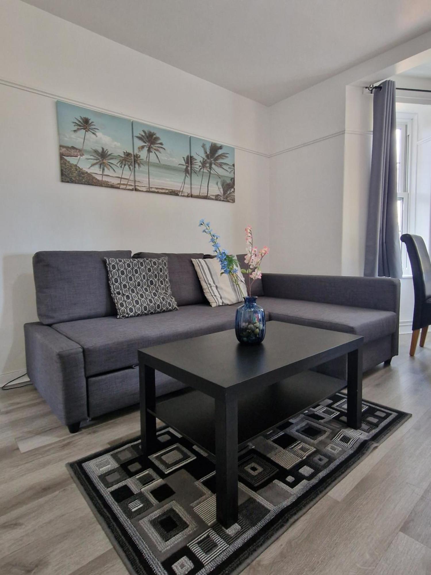 Comfortable 2 Bedrooms Flat In Oval Central London Exterior photo